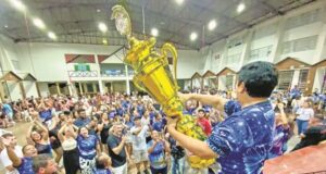 Santa Folia | “Um por todos e todos por um” = campeã