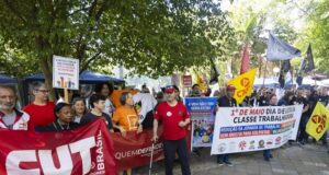 Escala 6X1 | Trabalhadores organizam ato em Santa Cruz