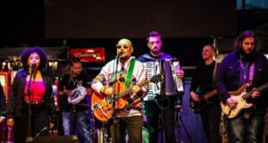 Música | Santa Batucada convida para agito na praça