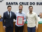 Reconhecimento | Anderson Dick recebe título de Embaixador de Santa Cruz do Sul