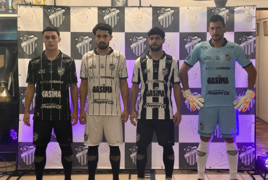 Gaúcho Série A2 | Santa Cruz apresenta as novas camisas de jogo