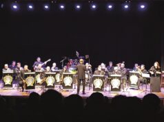 Música | Santa Brass comemora dez anos com show