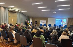 Município | Conselheiros participam de capacitação voltada à assistência social