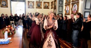 41ª Oktoberfest | Trajes das soberanas de Santa Cruz do Sul celebram tradição e elegância