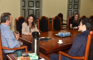 Sulgás | Prefeito recebe visita para tratar da expansão da rede de gás natural