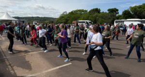Terceira Idade | 2ª Semana Municipal da Pessoa Idosa reúne cerca de 300 participantes no Lago Dourado