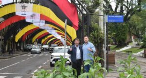 41ª Oktoberfest | Plantas de fumo decoram a Marechal Floriano