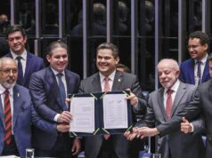 Trabalho | Congresso promulga emenda do fim da 6×1; escala 5×2 começa em 60 dias