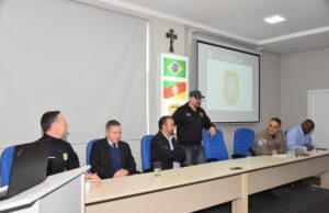 Segurança | Em reunião mensal, órgãos de segurança abordam poluição sonora e infrações de motociclistas no trânsito